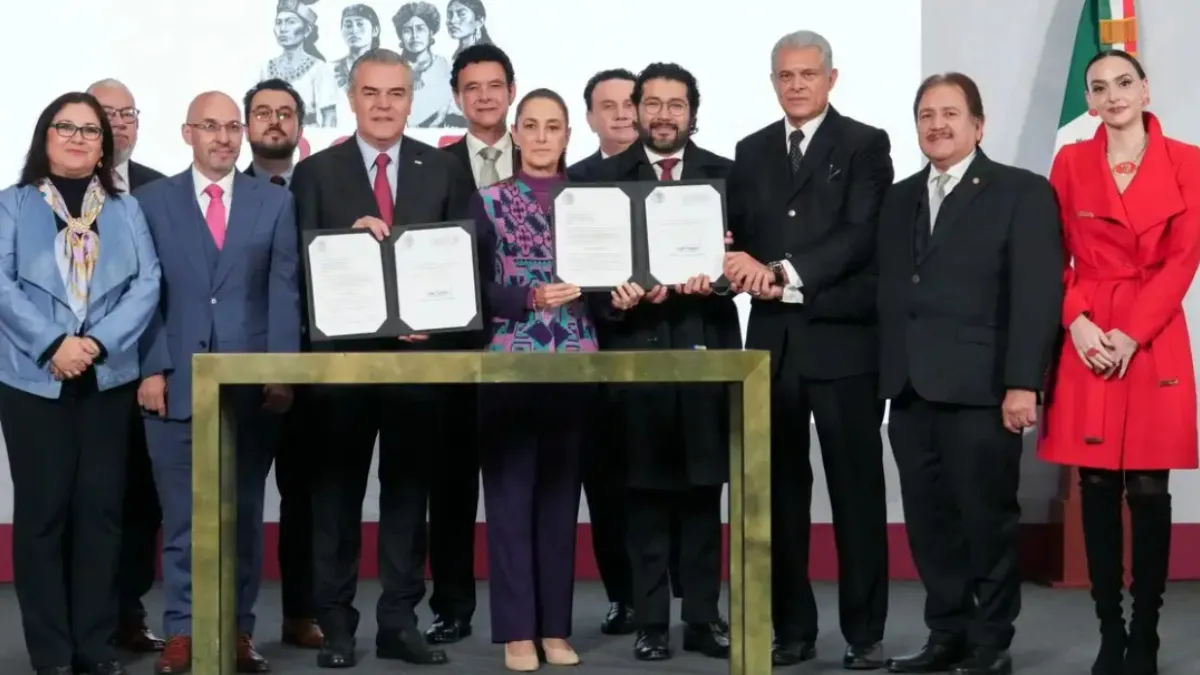 El salario mínimo subirá 13% en 2026 y alcanzará 9,582.47 pesos mensuales, según el anuncio del Gobierno federal.