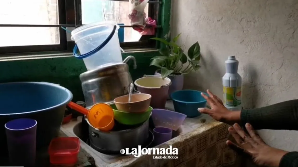 Habitantes de Chimalhuacán claman agua; llevan 15 días sin una gota