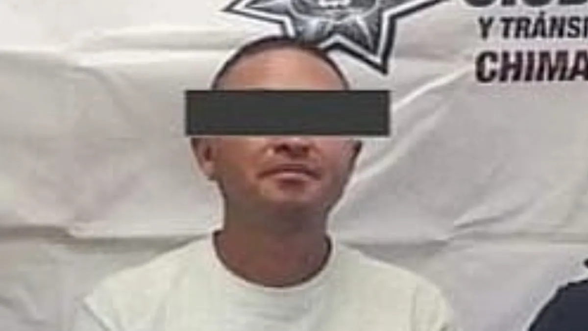 Comerciantes identifican a extorsionador detenido en Chimalhuacán