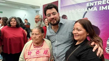 Naucalpan suma 4 mil 500 lentes gratuitos entregados