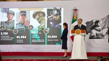 Omar García Harfuch durante una conferencia en la que informó sobre operativos contra grupos delictivos en Michoacán.