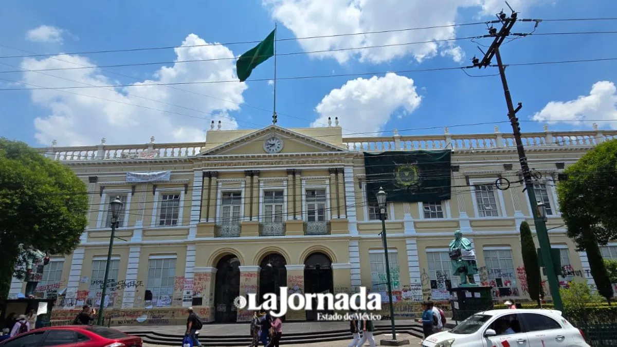 #Potrogate Tres facultades de la UAEMéx levantan paro