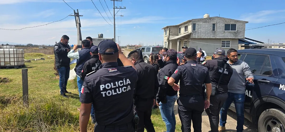 Fueron asegurados seis caninos, entre ellos dos cachorros, los cuales quedaron bajo resguardo del Centro de Control y Bienestar Animal.