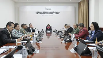 Gobernadora Delfina Gómez Álvarez se reúne con autoridades del INE y IEEM
