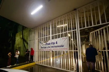 Búsqueda en hospitales de víctimas de explosión en Iztapalapa entre caos y falta de información
