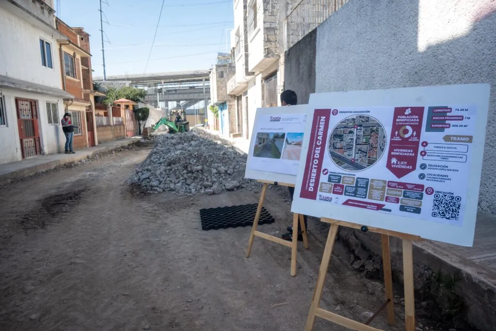 Supervisa Ricardo Moreno pavimentación de calles, con más de 55 años de espera