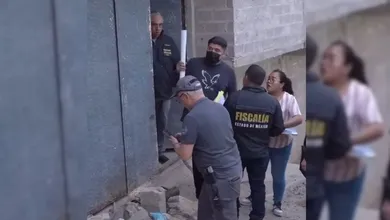 Familias de Los Reyes La Paz son desalojados de predios invadidos