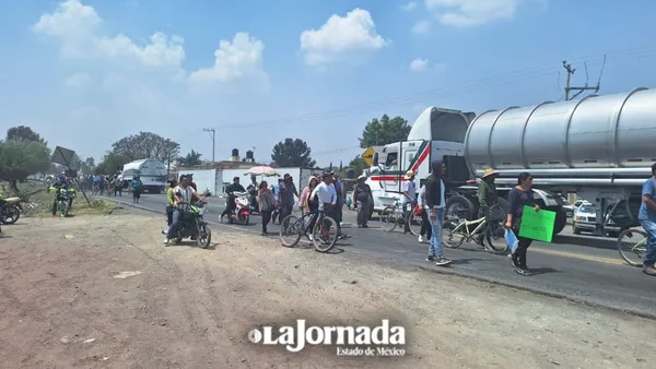 Pobladores de Teotihuacán bloquean paso a piperos por saqueo de agua