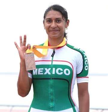 Invita Nancy Contreras a postularse para la Presea Estado de México