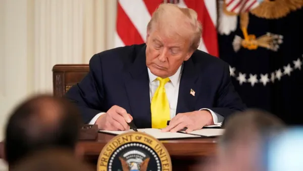 Trump autoriza acción militar contra cárteles; México afirma que no habrá tropas extranjeras en su territorio.