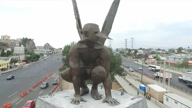 El escultor Carlos Marín, su creador, celebró este noveno aniversario.