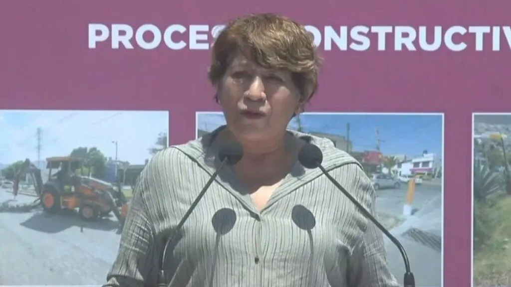 Delfina Gómez entrega obra de mejoramiento urbano en Tultitlán