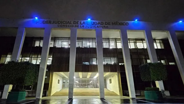 Claudia Sheinbaum pidió al Tribunal de Justicia de CDMX revisar fallos que beneficiaron a Grupo Salinas en un litigio por deuda millonaria.