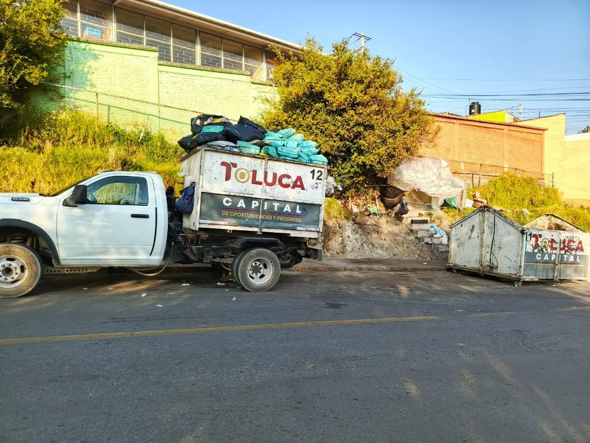 Toluca: Contenedor de basura en El Cóporo, ya fue reinstalado