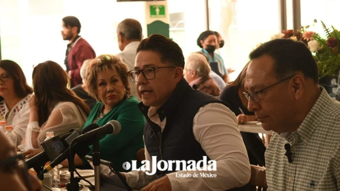 Interponen denuncia contra ex alcalde de Toluca por irregularidades y actos de corrupción