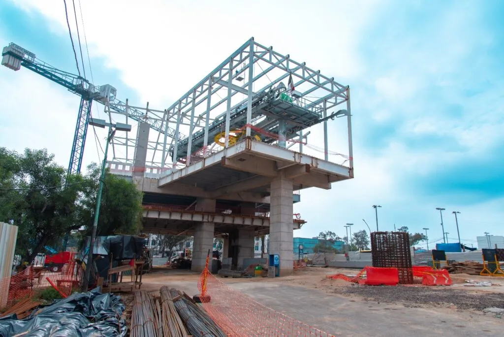 Gobierno del Edomex avanza al 50% la construcción de Línea 3 del Mexicable; reducirá tiempos de traslado de 60 a 30 minutos