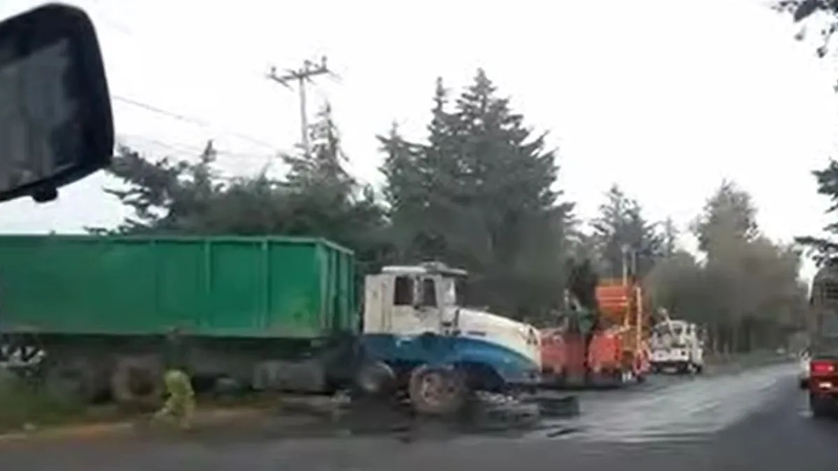 Choque de Tráiler en la Toluca-Palmillas genera caos vial