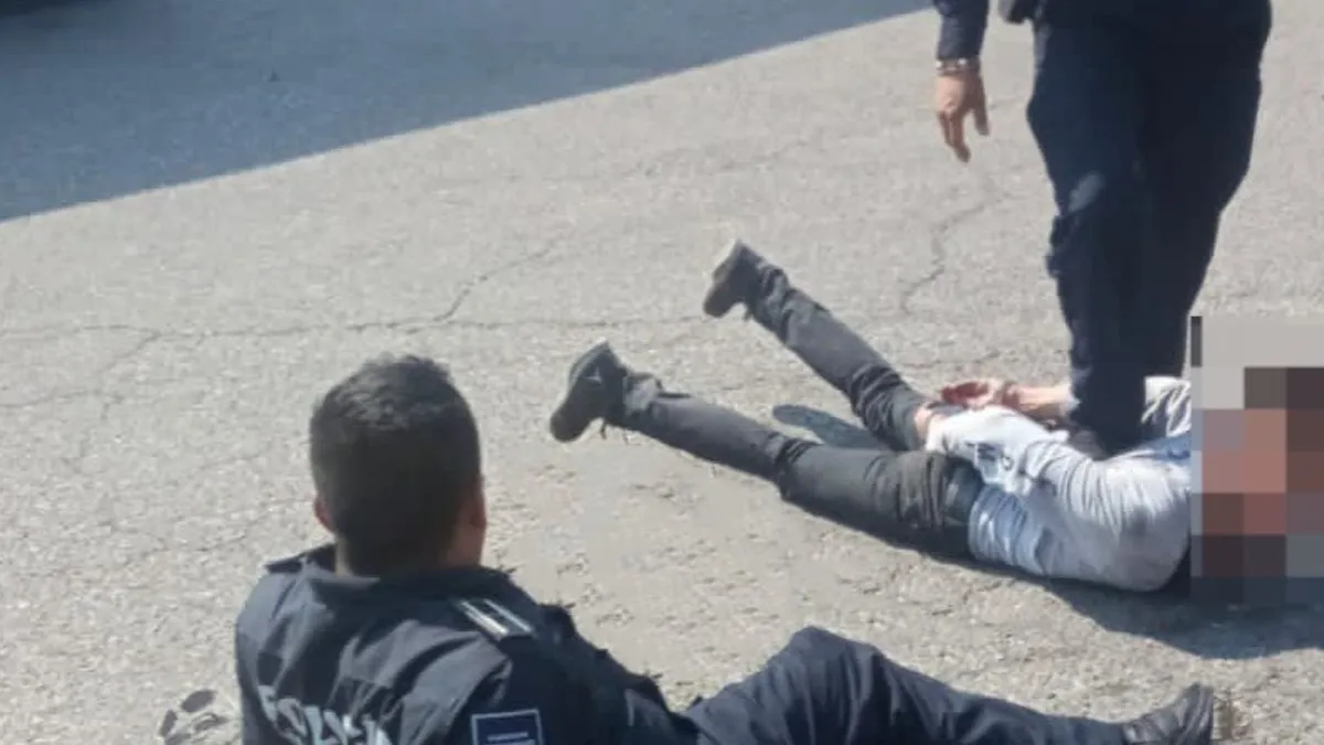 Tres detenidos y un policía herido de bala tras persecución en Cuautitlán Izcalli