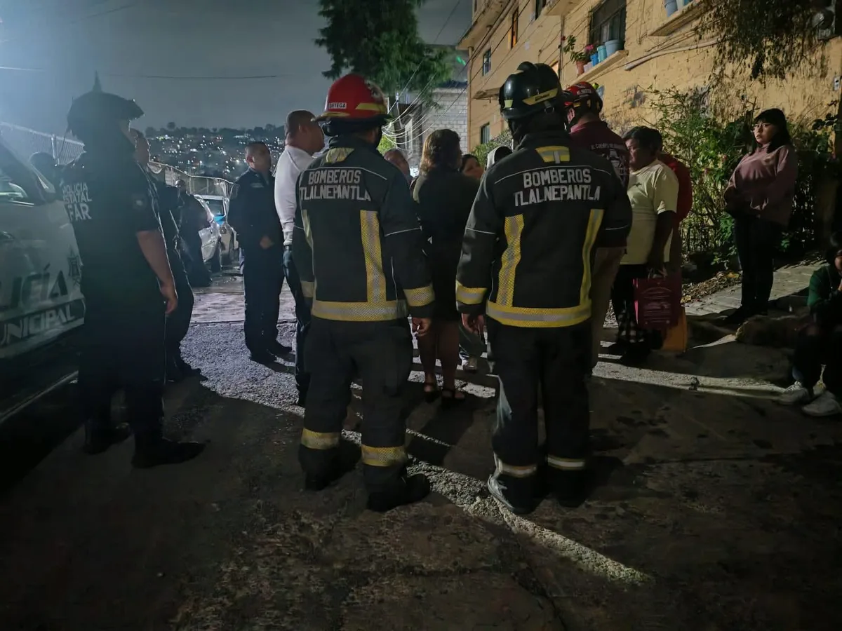 ¡Derrumbe en Tlalnepantla! Protección Civil atiende emergencia