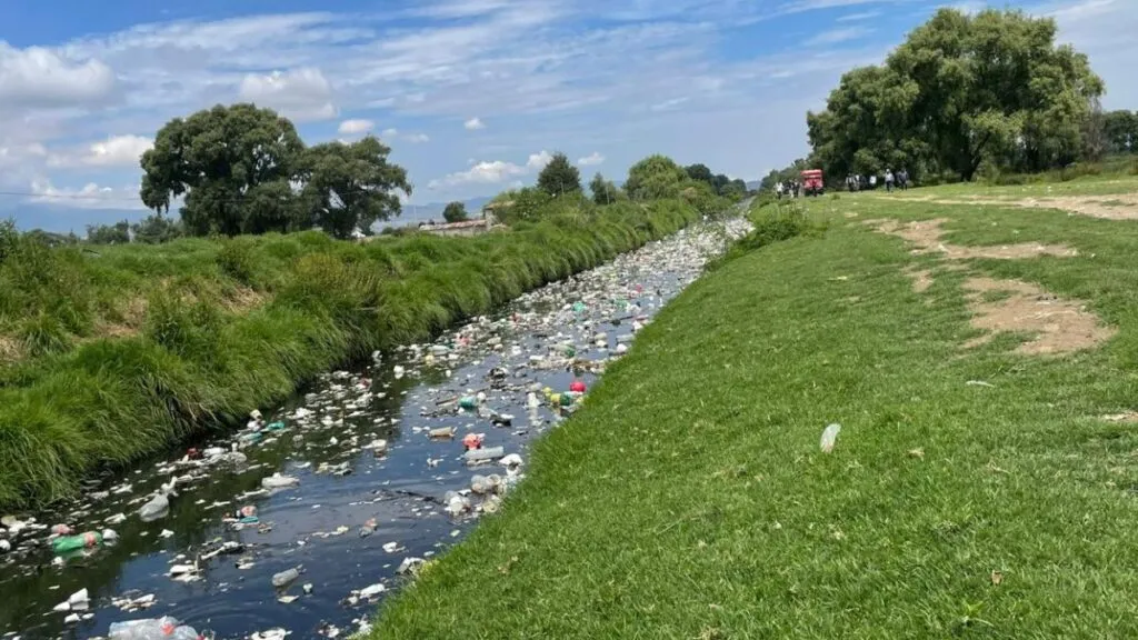 Capulhuac: Retiran más de 12 toneladas de basura en Río Acalote