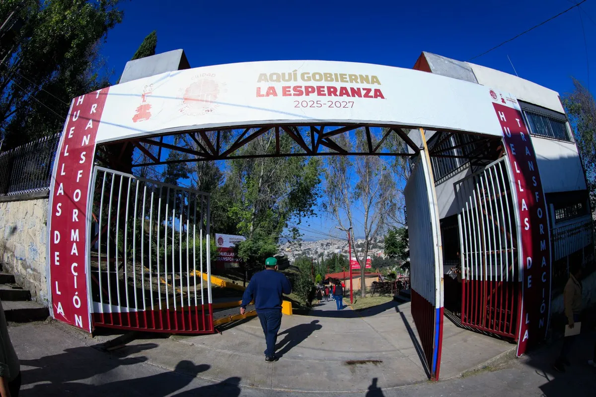Con huellas de la transformación, se rehabilita e ilumina el parque y deportivo el Tepetatal