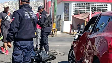 Traslado de menores en motoneta o motocicleta, una práctica cada vez más común