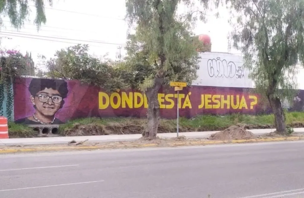 Pintan mural para exigir la localización de Jeshua Cisneros en Cuautitlán Izcalli