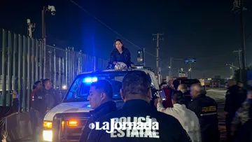 Familiares intentan impedir reaprehensión de relacionados con multihomicidio en la Central de Abasto Toluca