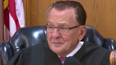 Frank Caprio, el juez más amable del mundo, falleció a los 88 años tras una batalla contra el cáncer de páncreas.