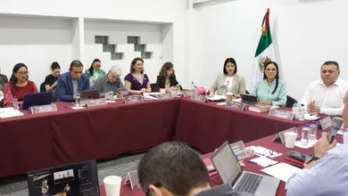 Ariadna Montiel acusa al MCPRIAN de ausentarse del Congreso de Jalisco mientras ciudadanos exigen justicia y agua limpia para sus familias.