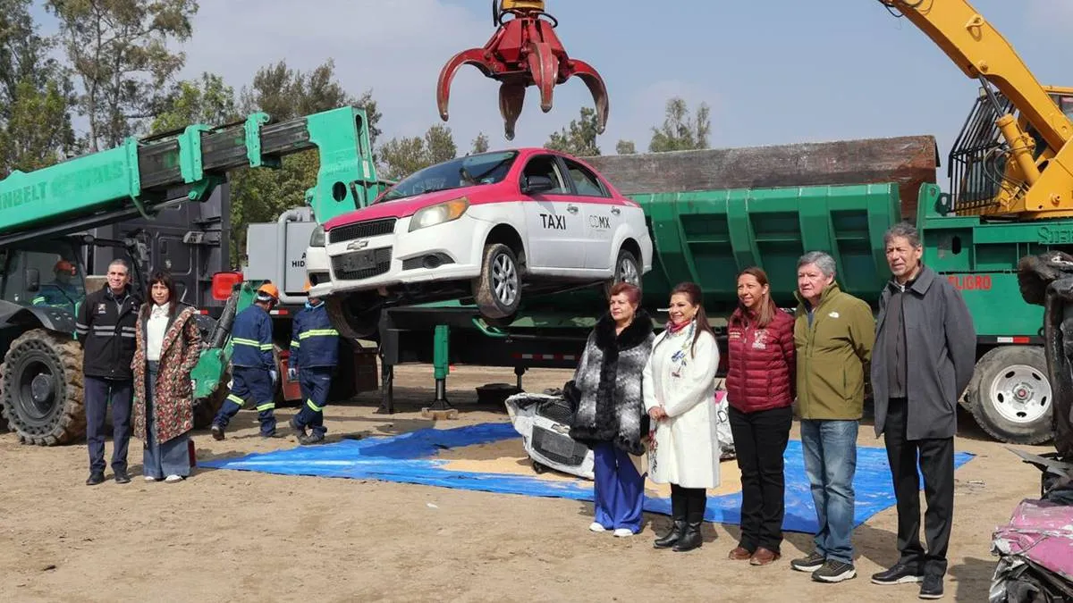Arranca chatarrización de taxis en CDMX; transformarán servicio de transporte