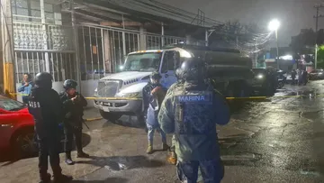 Ecatepec: Desalojan a 50 vecinos por incendio en San Pedro Xalostoc