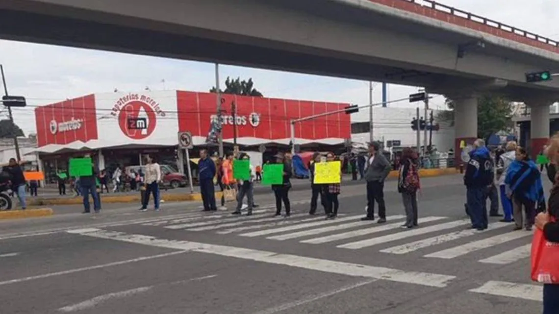 Ecatepec: Vecinos exigen repavimentación y agua por la red