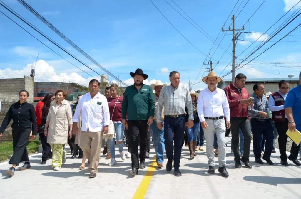 Cumple Adolfo Solís compromiso con Mina México y fortalece lazos con Toluca en obra regional