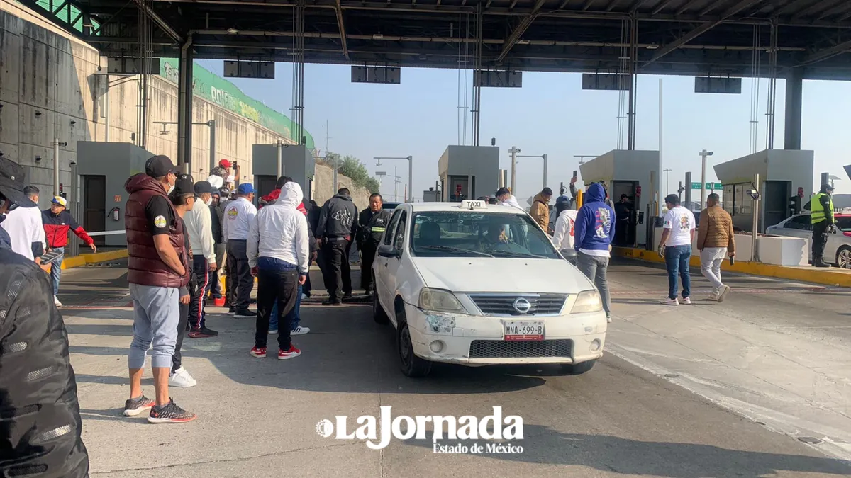 La manifestación comenzó antes de las 07:00 de la mañana generando caos en diferentes puntos de acceso a la Ciudad de México.