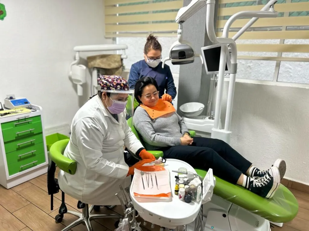 Brinda SMSEM más de 2 mil 400 atenciones odontológicas en el primer año de gestión de Jenaro Martínez