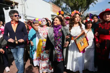Inaugura Clara Brugada en la CDMX el primer “camino mágico” 