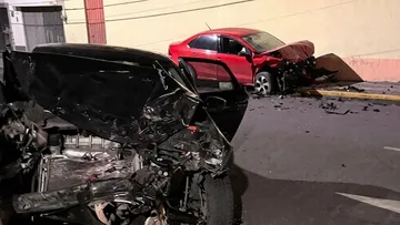 Fuerte accidente vial afecta la circulación en Filiberto Navas, Toluca