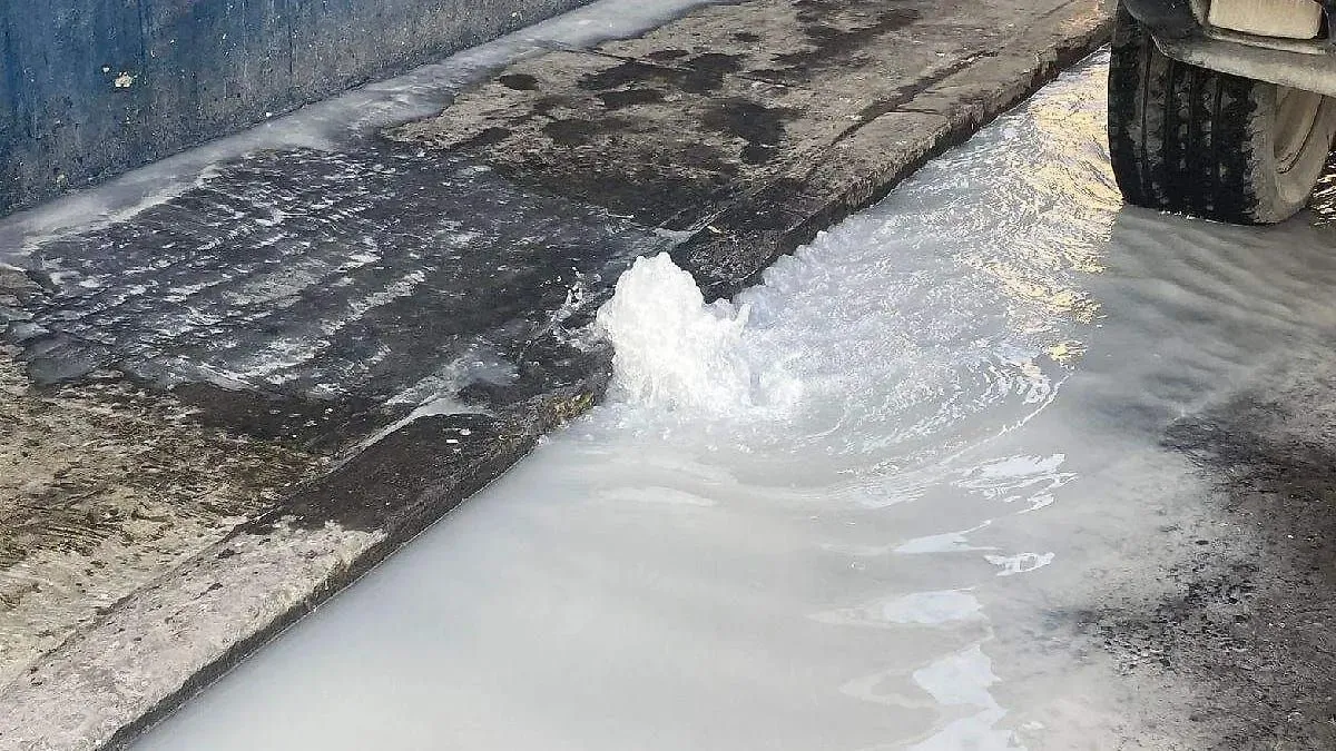 Fugas de agua ahogan al Valle de México; red envejecida mantiene crisis