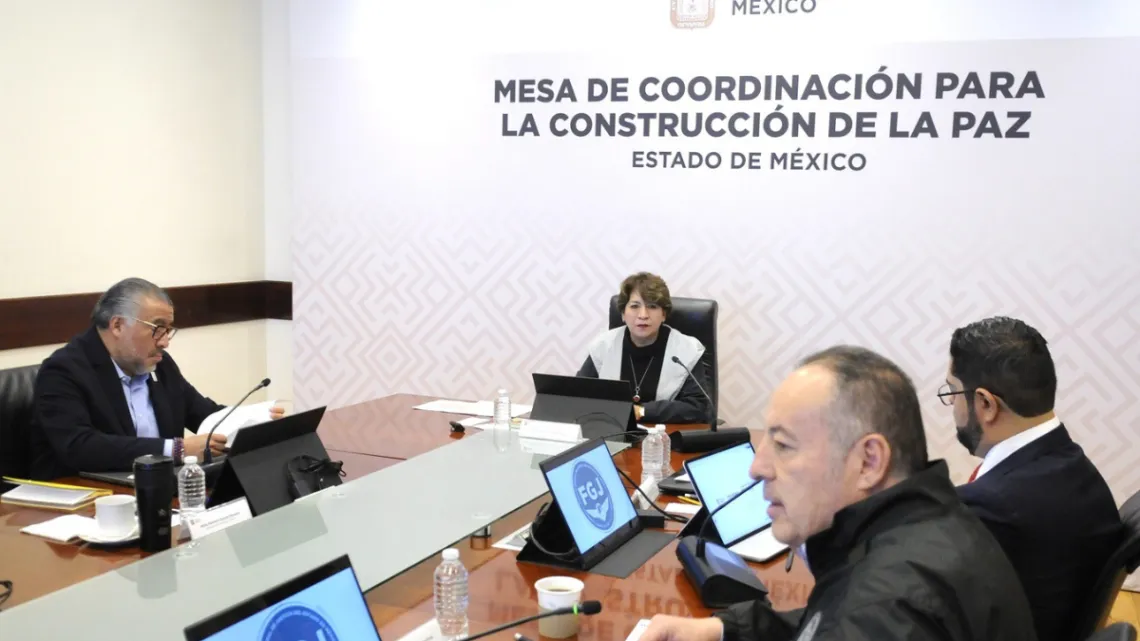 Mesa de Coordinación para la Construcción de la Paz da seguimiento al accidente de autobús registrado en Malinalco