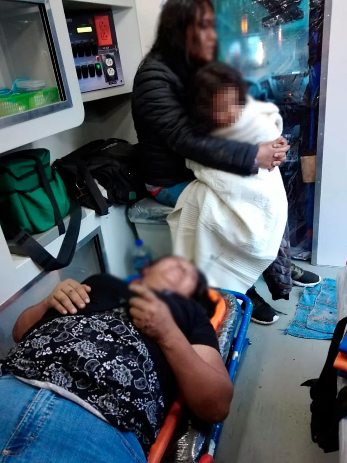 Cae auto más de 20 metros en la carretera Toluca-Temascaltepec