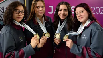 ¡Orgullo mexiquense! Nadadoras obtienen medalla de oro en los Juegos Nacionales CONADE