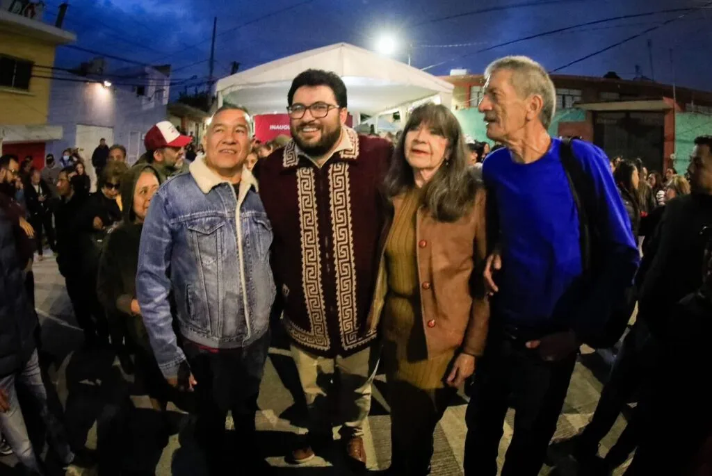 Gobierno de Naucalpan cumple y en tiempo récord reabre a la circulación la lateral del Periférico norte rehabilitado con concreto hidráulico