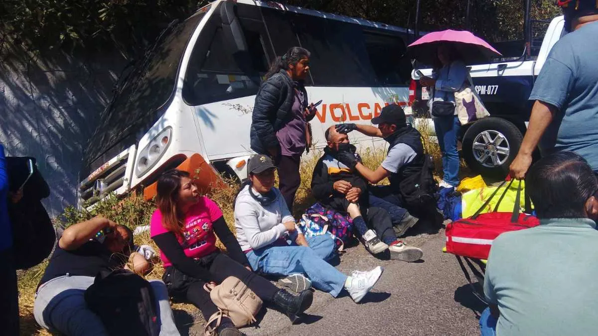 Fallece pasajero tras accidente de autobús en la México-Cuautla