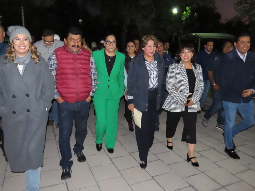 La gobernadora Delfina Gómez Álvarez dio el banderazo de inicio de obra de teatro al aire libre de Texcoco