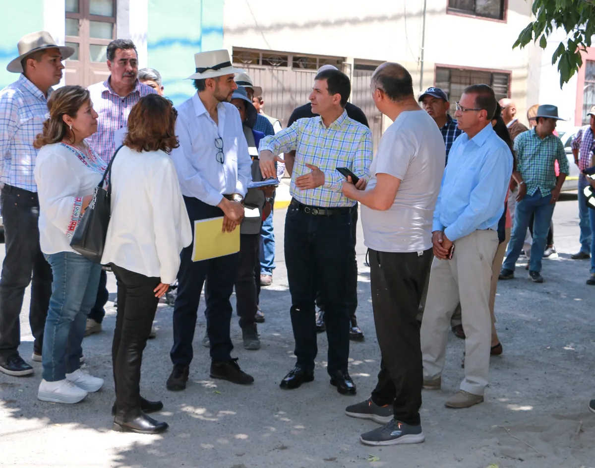 Juan Maccise supervisa obras en el centro de Toluca