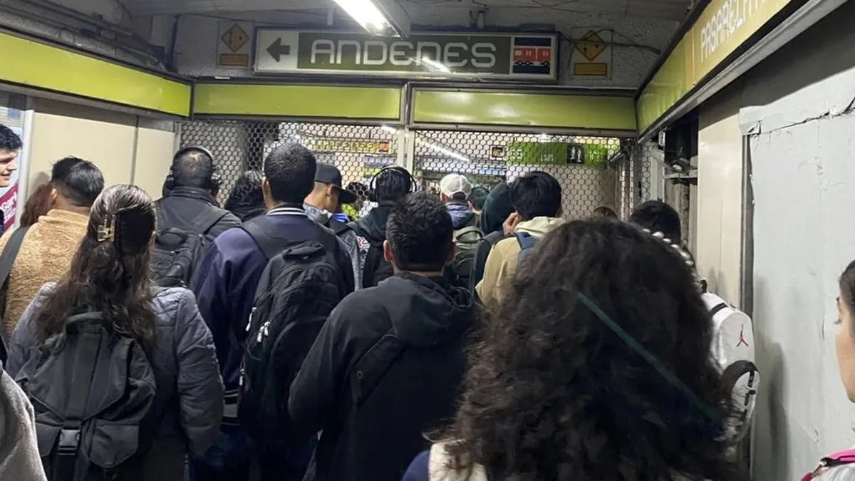 Retrasos en la Línea 3 del Metro CDMX este viernes