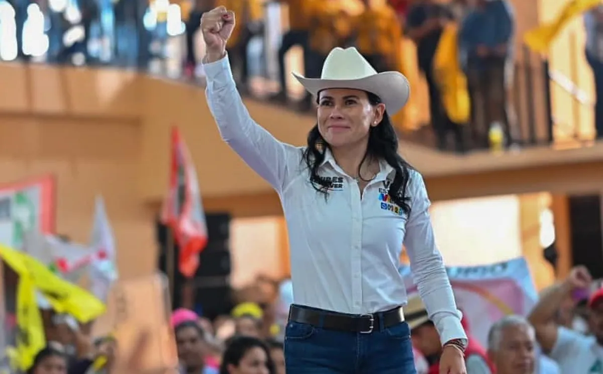 Alejandra del Moral renuncia al PRI