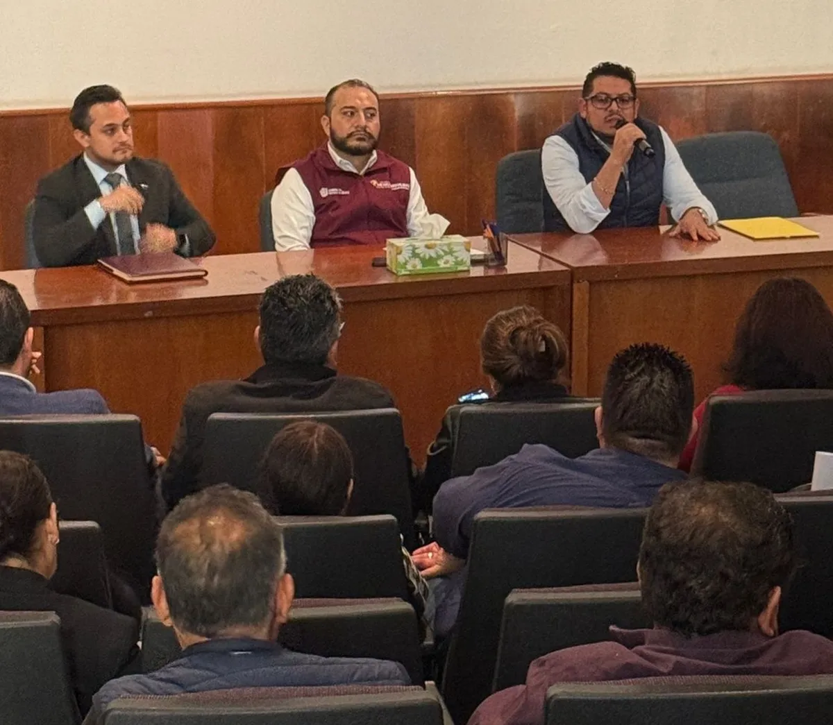 Otorgan 40 nuevas concesiones para servicio de grúas y corralones en Edomex