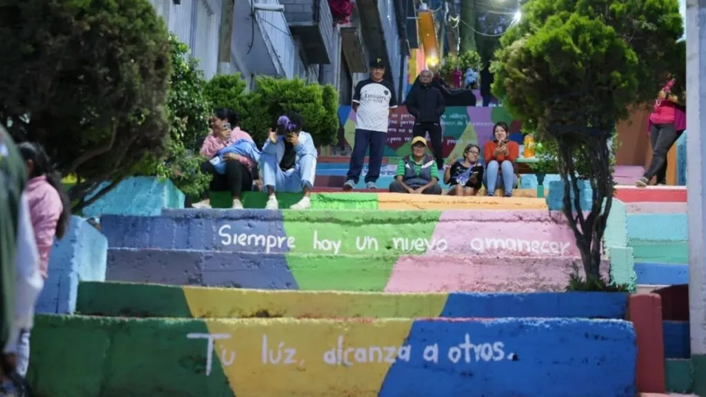 En Ecatepec pintarán las fachadas de más de 3 mil viviendas de la Sierra de Guadalupe